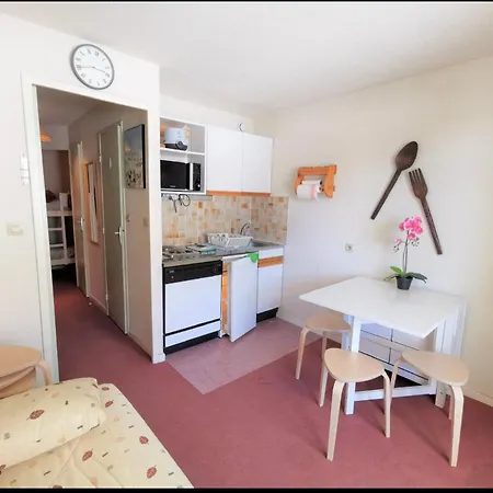 Апартаменты Beau Studio Situe Au Pied Des Pistes *